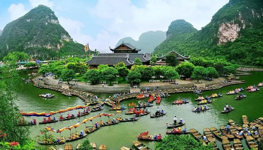 DU LICH LAC HONG<br>CUNG CẤP TOUR DU LỊCH